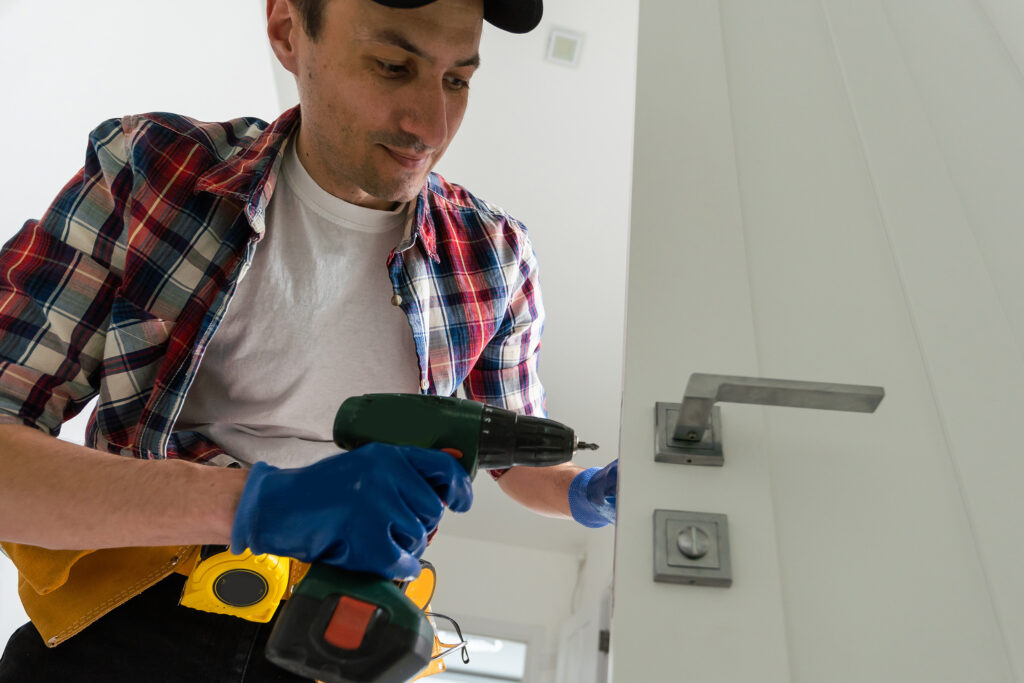 How Mesa, AZ Businesses Benefit from Specialized Locksmith Services
