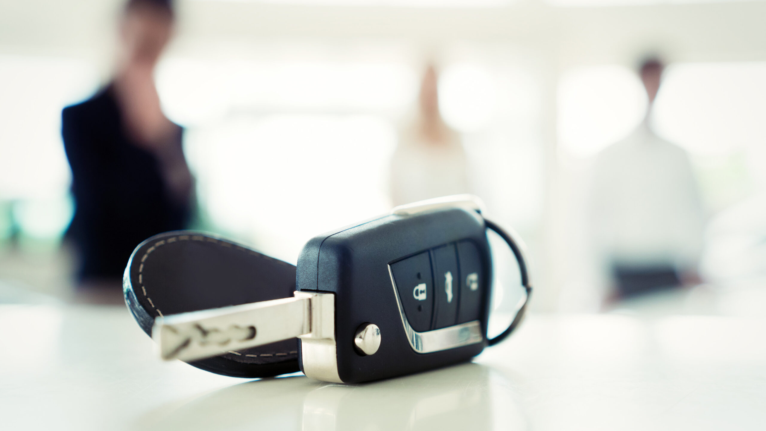 What Is a Transponder Key and How Does It Work?